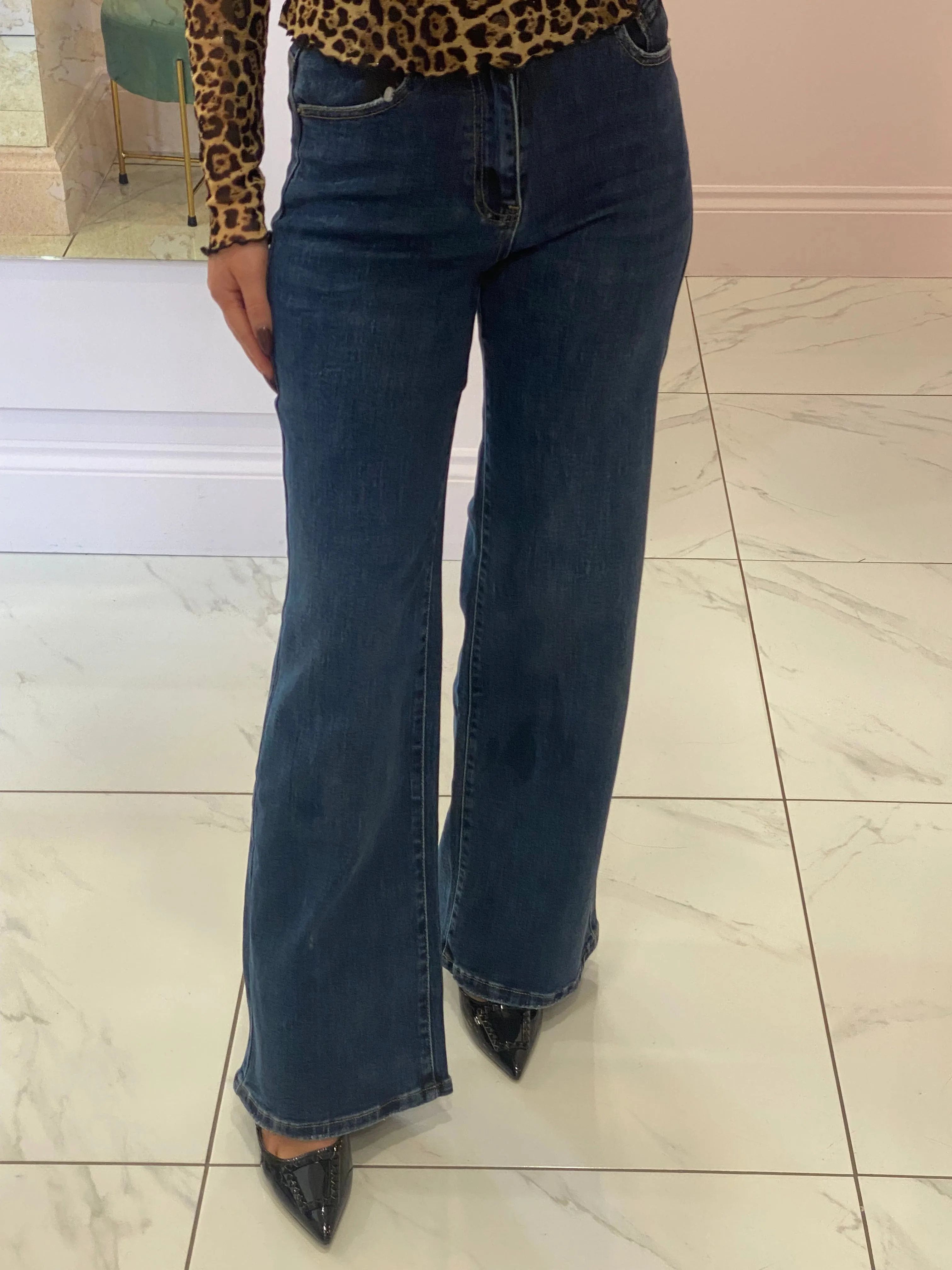 Joanna Wide Leg Jeans